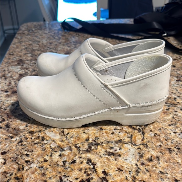 Dankso Clogs - Picture 2 of 5